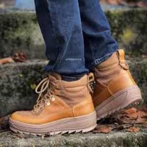 NWT PAJAR GAPINA Waterproof Insulated Winter Boots